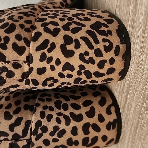 Bar III Gatlin Leopard Print Ankle Booties - Picture 12 of 14